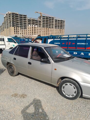 Daewoo: Daewoo Nexia: 2011 г., Механика, Седан