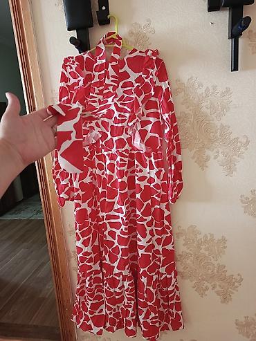baki_moda_evi ziyafet geyimleri: Ziyafət donu 1 dəfə geyinilib 42 ölçüdü. Üstündə şəkildə görünən — 2
