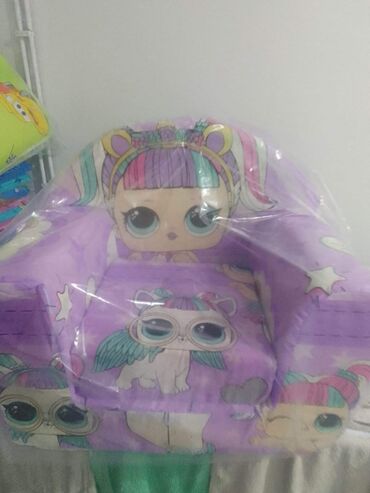 Ostali dečiji nameštaj: DEČIJE FOTELJICE 50X50X70 ZA UZRAST 0-3 GODINE Cena 3200 dinara Slanje — 3