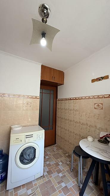 70: 1 комната, 32 м², 6 мкр 104 серия, 3 этаж, Требуется ремонт — 5