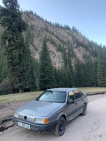 sg 9: Volkswagen Passat: 1990 г., 1.8 л, Механика, Бензин, Седан — 3