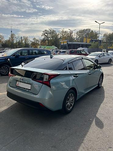 lx 570 2014: Toyota Prius: 2019 г., 1.8 л, Автомат, Гибрид, Лифтбек — 4