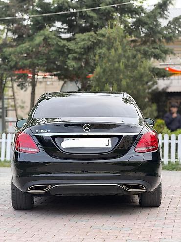 Mercedes-Benz: Mercedes-Benz C-Class: 2 l | 2017 il Sedan — 2