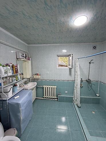 Продажа коттеджей и домов: 🚨 СРОЧНО ПРОДАЁТСЯ ДОМ! 🏠🔥 📍 Бишкек, район Арча-Бешик — рядом с 4-й — 12