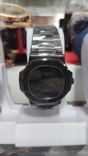 patek philippe saat: Patek Philippe üslubunda kişi qol saatları – qara tonlarda klassik — 3