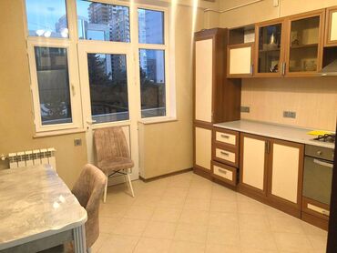 Uzunmüddətli kirayə mənzillər: Xetai metrosunun 3 deqiqelik piyada mesafesinde,Icra Hakimiyyetinin — 5