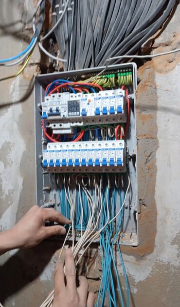 Электрик | Демонтаж электроприборов, Прокладка, замена кабеля 1-2 года опыта