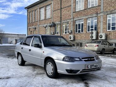 Daewoo: Daewoo Nexia: 2010 г., 1.5 л, Механика, Бензин, Седан