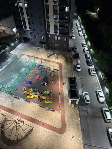 сдаю квартиру долгосрочное цум гум дордой плаза рядом: 2 бөлмө, Толугу менен эмереги бар