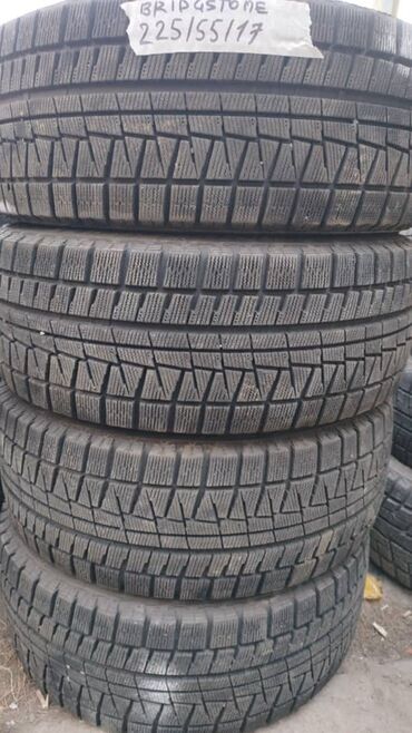 Шиналар 225 / 55 / R 17, Кыш, Колдонулган, Комплект, Жеңил унаалар, Жапония, Bridgestone