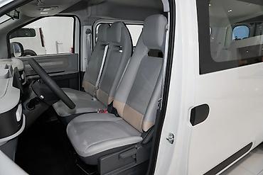 Другой электротранспорт: Электрический микроавтобус/фургон (белый) Марка: SAIC MAXUS Модель — 8