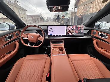 BYD: BYD : 2024 г., 1.5 л, Электромобиль — 9