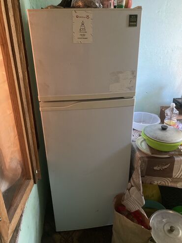 холодильники hitachi: Холодильник Samsung, Б/у, Двухкамерный, 150 *