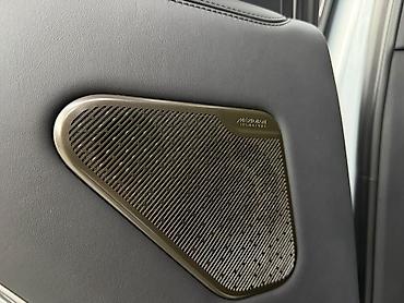 range over: Land Rover Range Rover: 2023 г., 4.4 л, Автомат, Бензин, Внедорожник — 8