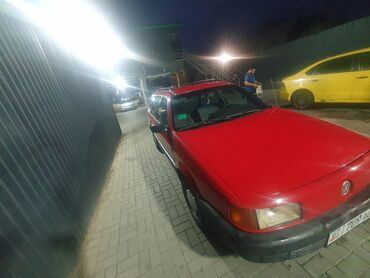 passat b3 седан: Volkswagen Passat: 1993 г., 1.8 л, Механика, Бензин, Универсал