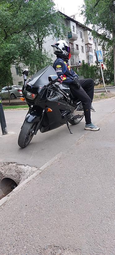 105 с: Мотоцикл Kawasaki ZZR 1100 — это мощный спортивно-туристический байк с — 5
