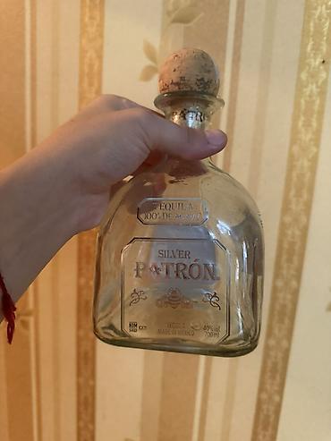 izabel liqorin: Kolleksiya və dekor üçün boş şüşələr dəsti - Patron Silver tekila — 2