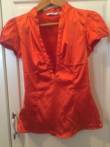 Köynək və bluzalar: Qadın köynəkləri dəsti - Parlaq narıncı, atlas effektli, qısaqoll — 2