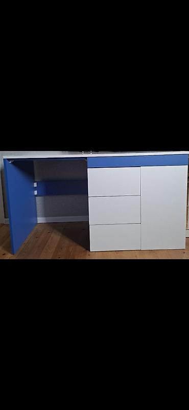 komputer setup: Mavi-ağ rəng çalarlarında çoxfunksiyalı stol/komod. Xüsusiyyətlər: - — 1