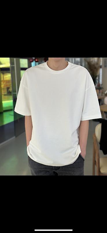 Новая Базовая белая футболка унисекс Размеры:S-M-L-XL-2XL Цена 600 сом at lalafo.kg Новая Базовая белая футболка унисекс Размеры:S-M-L-XL-2XL Цена 600 сом