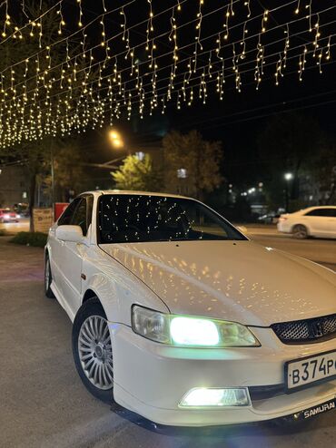 Honda: Honda Accord: 2000 г., 1.8 л, Автомат, Бензин, Седан