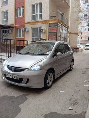 коробка фит 1 5: Honda Fit: 2003 г., 1.3 л, Вариатор, Бензин, Седан