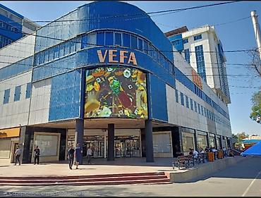 Аренда офисов: Аренда офисов, 135 м², В бизнес центре, С видом на горы, С оборудованием, С отдельной кухней — 1