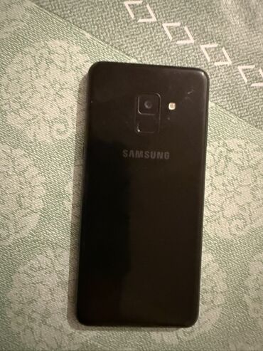 купить мини холодильник бу: Samsung Galaxy A8, 8 ГБ, цвет - Черный, Отпечаток пальца