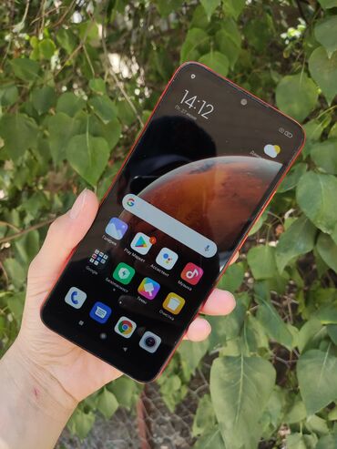 компактные фотоаппараты: Redmi, Redmi 9C, Б/у, 64 ГБ, цвет - Красный, 1 SIM, 2 SIM