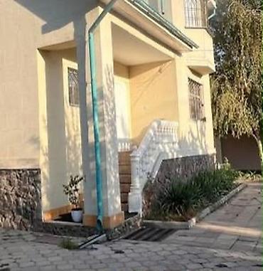 Продажа домов: 6 комнат и более, 191 м², 7 соток, Бишкек, КНУ Собственник — 4