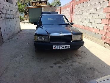 морда 210: Mercedes-Benz 190: 1990 г., 1.8 л, Механика, Бензин, Седан — 1