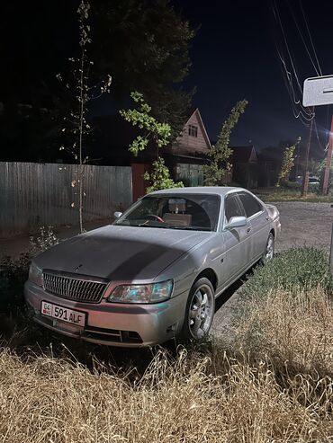 очень срочно нужны: Nissan Laurel: 2000 г., 2 л, Автомат, Бензин, Седан