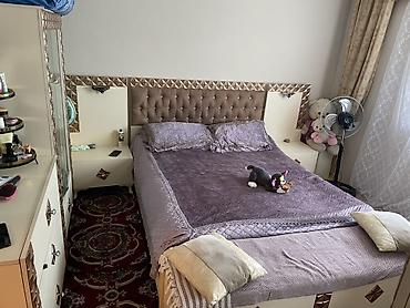 bağ stulları: Bine savxozda 84 sayli baxca terefde 218 nomreli mektebe yaxin yerde 3 — 8