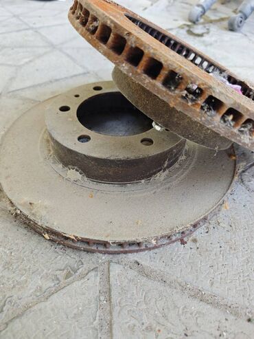 Другие автозапчасти: Продаю разные запчасти на : Porsche Cayenne \ Touareg 18е диски от — 21