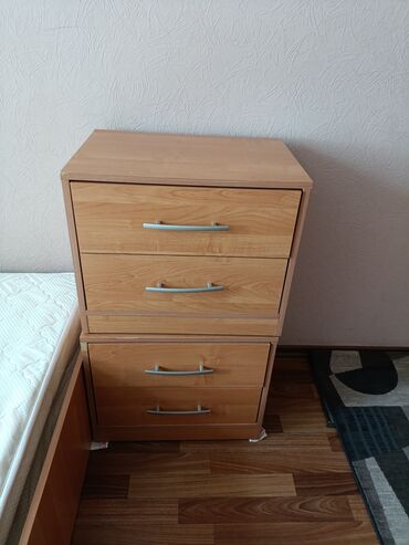 Двуспальные кровати: Двуспальная кровать, Б/у, С матрасом, длина - 193 см — 6