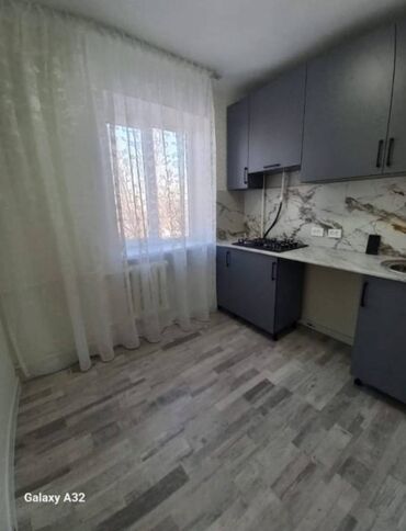 Продажа квартир: 2 комнаты, 42 м², Хрущевка, 4 этаж, Евроремонт