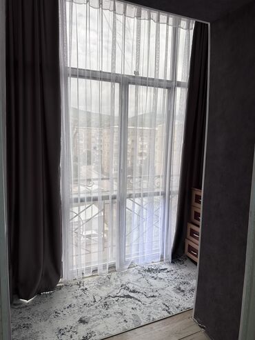 купить квартиру в 8 микрорайоне: 2 бөлмө, Душ кабинасы, Жаздык, жууркан-төшөк каптары, Унаа токтотуучу жай