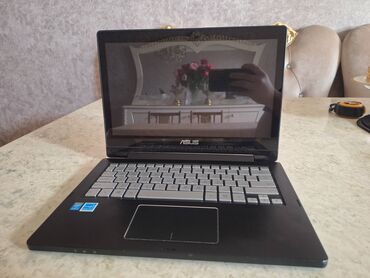 ASUS: ASUS 13.5 ", Intel Core i5, 128 GB