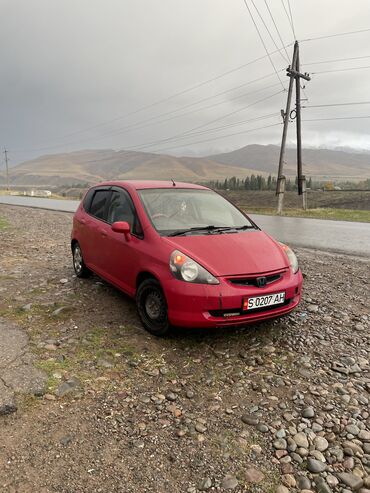 Honda: Honda Fit: 2002 г., 1.3 л, Автомат, Бензин, Седан