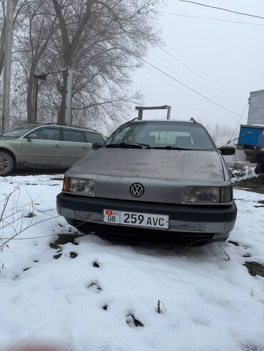 Volkswagen: Volkswagen Passat Variant: 1993 г., 2 л, Механика, Газ, Универсал — 3