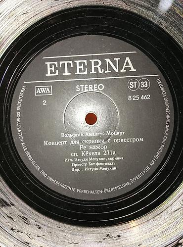 Vinil vallar: Plastinkalar biri 2 manat — 15