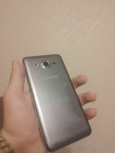 telefon a 32: Samsung Galaxy Grand Dual Sim, 32 GB, rəng - Gümüşü, İki sim kartlı