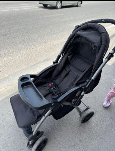 Yemək masaları, oturacaqları: Milana….Kaleska qiymeti 25man yaxwi veziyyetdedi sadece qulpunda