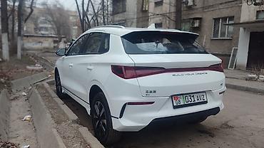 BYD: BYD E2: 2025 г., 2.5 л, Автомат, Электромобиль, Хэтчбэк — 4