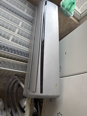 кондиционер для дома: Kondisioner İşlənmiş, 50-60 kv. m, Split sistem, Kredit yoxdur, Ödənişli quraşdırma
