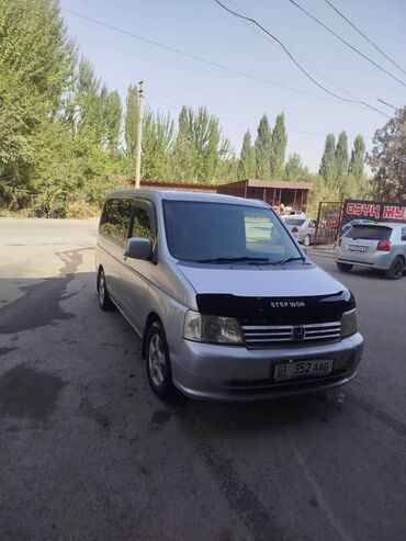 Honda: Honda Stepwgn: 2002 г., Минивэн — 9