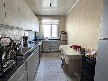 Продажа коттеджей и домов: 🏡 **Бишкек, ж/м Арча-Бешик** 🏠 Дом, 4 комнаты 📐 Площадь: 100 м² 🌳 — 9