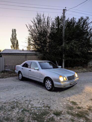 лексу 350: Mercedes-Benz E 320: 1997 г., 3.2 л, Автомат, Бензин, Седан