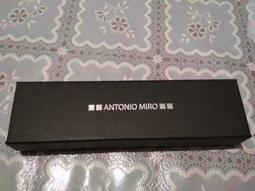 Hədiyyələr: Qələm qabı (qələmdan) Satılır. Heç bir problemi yoxdur. 100 %. Qiyməti — 4