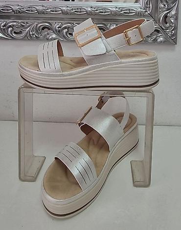moon boots beograd: 36-41
3300din🧚🧚 — 1
